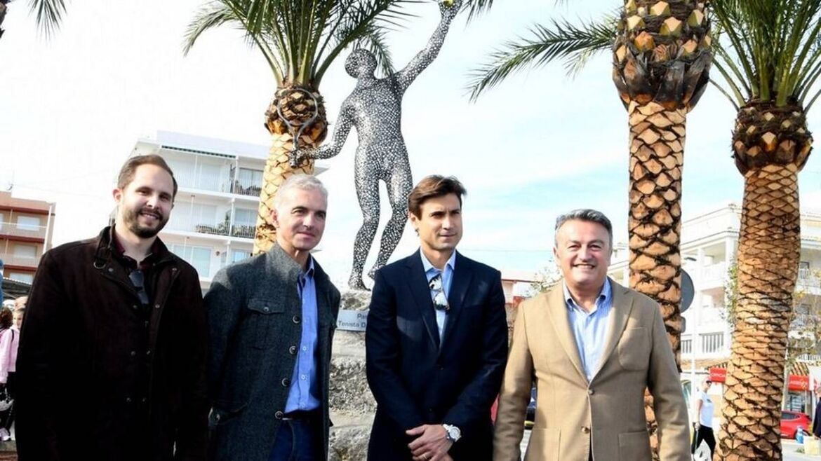 Estatua David Ferrer Jávea